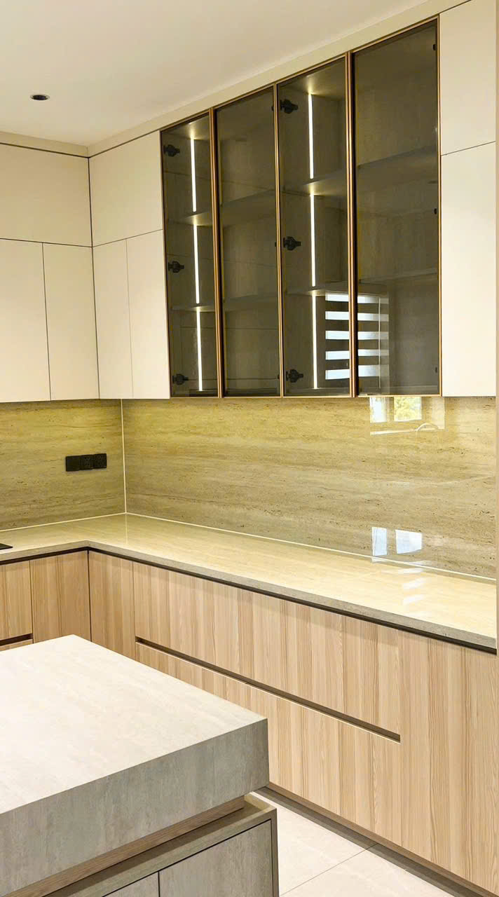 THIẾT KẾ THI CÔNG NỘI THẤT TOÀ NHÀ VĂN PHÒNG - CẦN THƠ